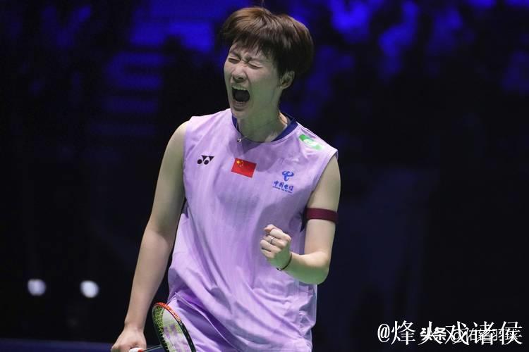 羽毛球世锦赛女单决赛 陈雨菲带伤出战遗憾摘银