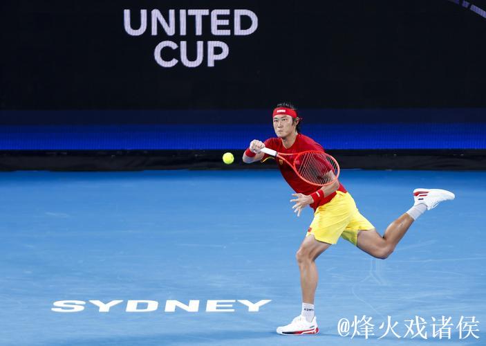 联合杯:中国队0-3负于加拿大,小组赛战绩一胜一负 联合杯:中国队0-3负于加拿大,小组赛战绩一胜一负